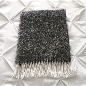 Urban Planet | Acrylic Blanket Scarf